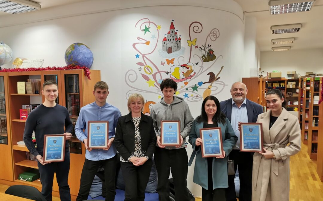 Ponosni na naše učenike: dodjela priznanja Grada Dugog Sela za izvrsna postignuća