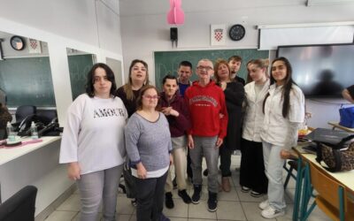 Frizeri volonteri: učenici uljepšali dan štićenicima Centra Stančić